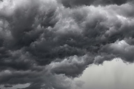 El Paso Braces for Rain and Potential Thunderstorms, NWS Advises Caution for Slick Commutes