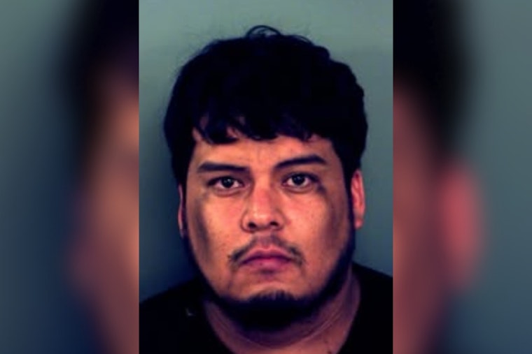 El Paso Father Charged with Child Endangerment After Kids Found Unattended in Vehicle