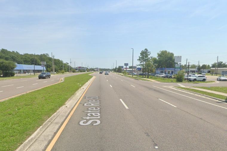 Elderly Orlando Man Fatally Struck by Car on East Colonial Drive in Orange County