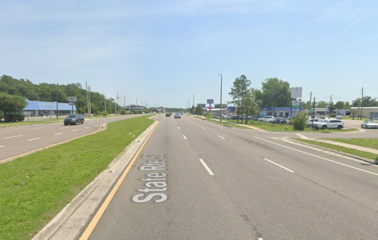 Elderly Orlando Man Fatally Struck by Car on East Colonial Drive in Orange County