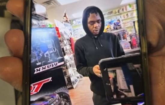 Elyria Police Seek Community Help to Identify Suspects in Theft Investigation