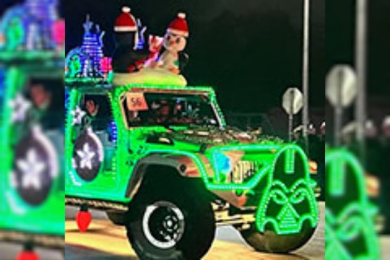Euless Invites Locals to Shine at 30th Annual Parade of Lights; Registration Now Open