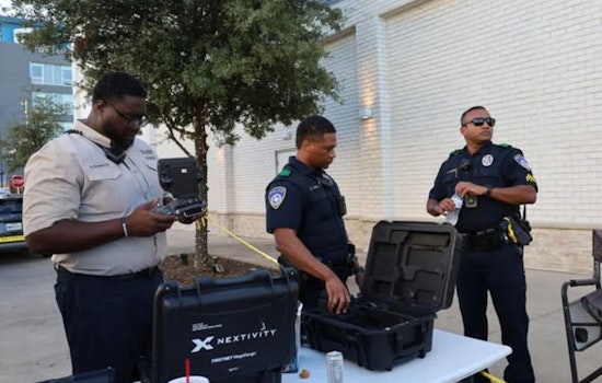 Euless Police Spread Holiday Cheer at Annual Holiday at the Park Event
