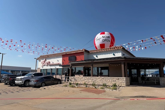 Ex-NFL Tight End Opens First Dallas-Fort Worth Fuego Taco in Burleson