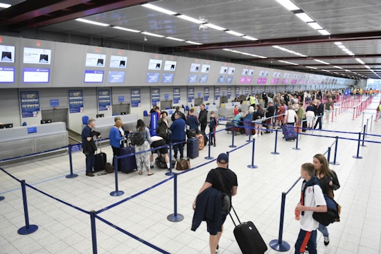 FAA Reduces Flight Restrictions from 6% to 3% at Major U.S. Airports in Step Towards Post-Shutdown Recovery