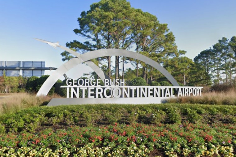 FAA to Cut Air Traffic by 10% Amid Shutdown, Houston Airports Among Those Affected