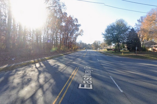 Fatal Multi-Vehicle Crash on Eastway Dr. Claims the Life of 25-Year-Old in Charlotte
