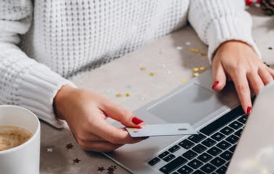 FBI Dallas Issues Online Shopping Safety Alert Ahead of Holiday Season