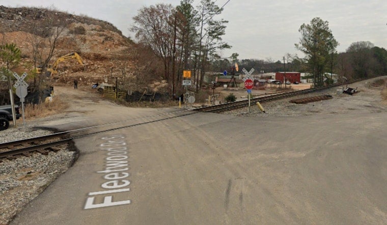 Fire Engulfs Warehouse Shared with Art Studio in DeKalb County, No Injuries Reported