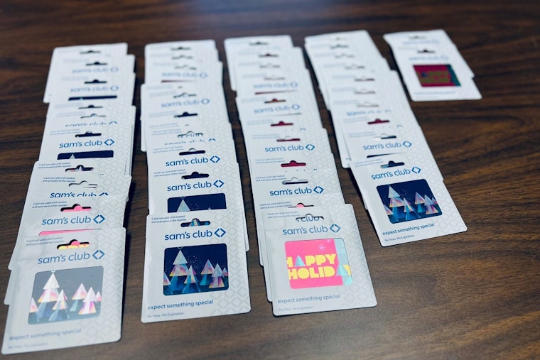 Florissant Police Department Partners with Local Churches to Distribute $100 Gift Cards in "Summons of Joy" Campaign