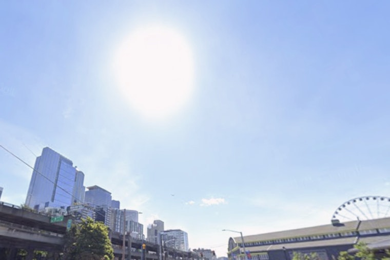 Foggy Morning in Seattle with Sunny Prospects Ahead, NWS Advises Caution for Commuters