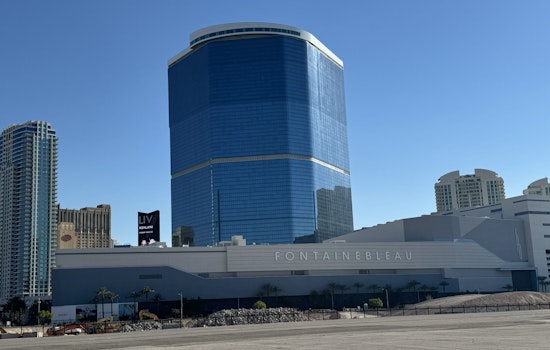Fontainebleau Las Vegas Unveils Seasonal Oasis Ice Rink with Special Appearances by Nick Carter and Mark Stone