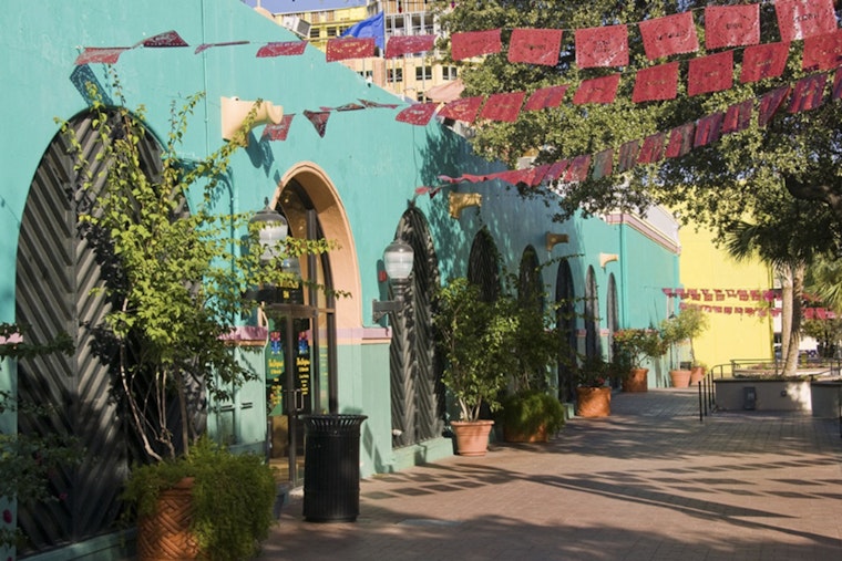 Free Fun in San Antonio: Music, Animal Blessings, and Neon Dance Parties Enliven Downtown This November