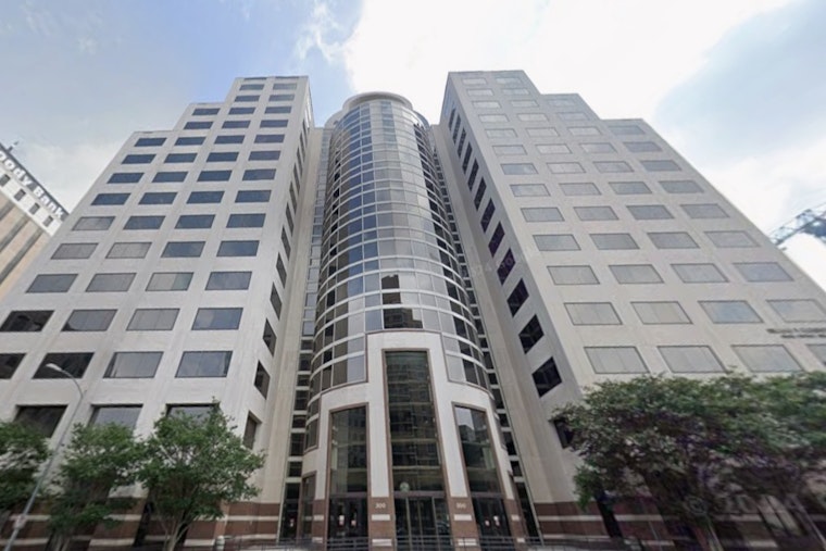 Governor Abbott Appoints New Member, Reappoints Another to Texas Historical Records Advisory Board
