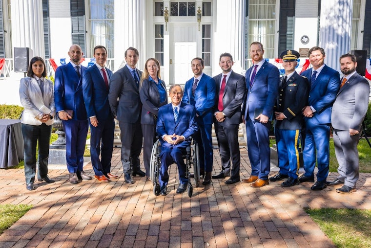 Governor Abbott Swears in Texas Veterans as New Lawyers in Ceremony at Governor's Mansion