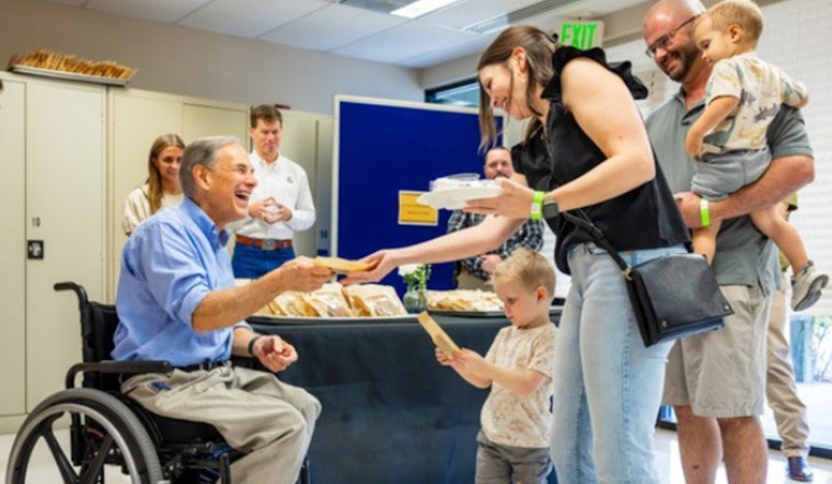 Governor Greg Abbott Serves Meals and Praises Volunteers at Kerrville Luncheon for Flood Recovery Efforts