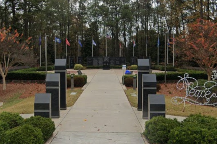 Gwinnett Justice Center to Glow Green in Support of Veterans for Operation Green Light