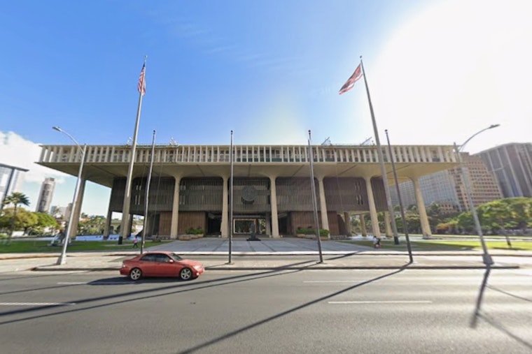 Hawaii PUC Chief Leo Asuncion Bows Out Next Week As Energy Fights Heat Up, Governor Green Expresses Gratitude for Service