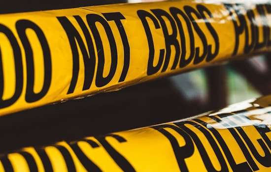 Holiday Tree Lighting Panic As Gunfire Sends Chicago Theatre Crowd Fleeing