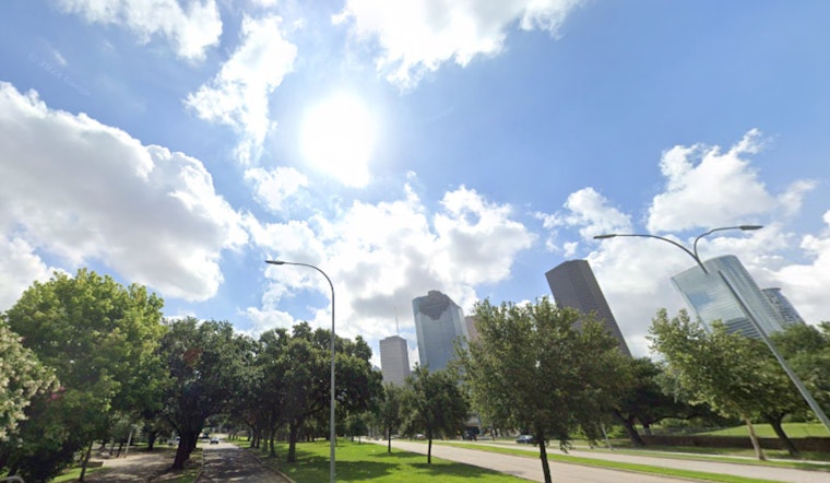 Houston Braces for Unseasonably Warm Thanksgiving Amid Climate Change Concerns