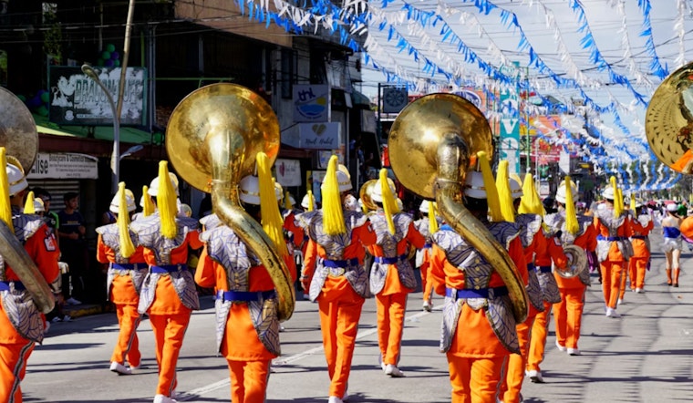 Houston Offers Parades, Ice Skating, and Live Performances for Thanksgiving
