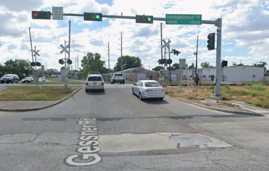 Houston Officer Wounded in Suspected Road Rage Shooting, 3 Detained Following Pursuit