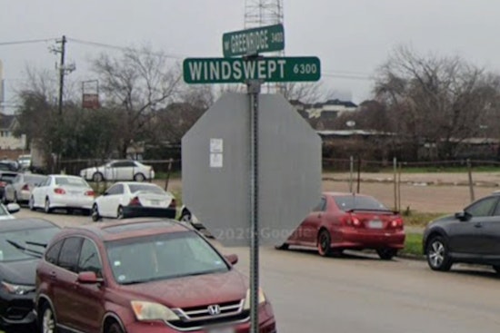 Houston Police Investigate After Two Men Fatally Shot on Windswept Lane