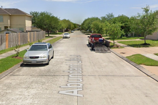 Houston Police Seek Public's Help in Identifying Suspects in Armed Robbery on Abundant Life Lane