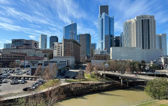 Houston to See Clear, Sunny Thanksgiving as City Continues to Face Heat and Drought