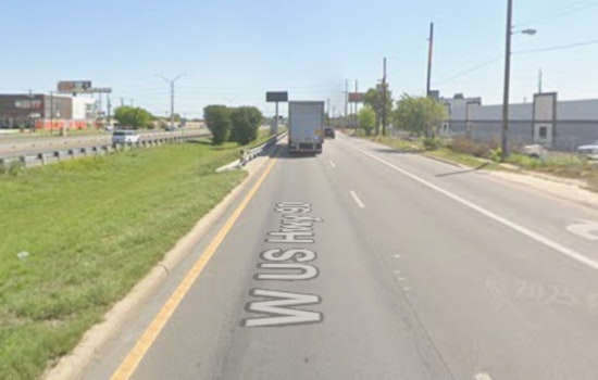 Hwy 90 Barrier Crash In San Antonio Kills 20-Year-Old Driver