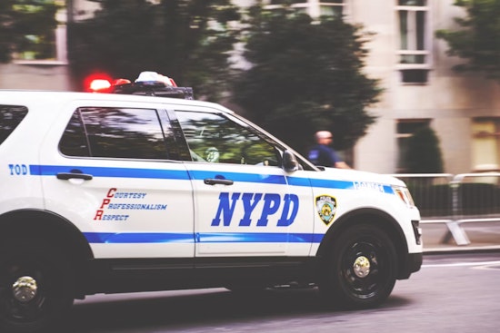 ICE Agents' Unmarked Arrests in Washington Heights Injure NYPD Officers and Spark Outrage