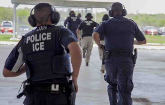 ICE Nabs Dad Of Preschooler; Lincoln Square Parents Spring Into Action