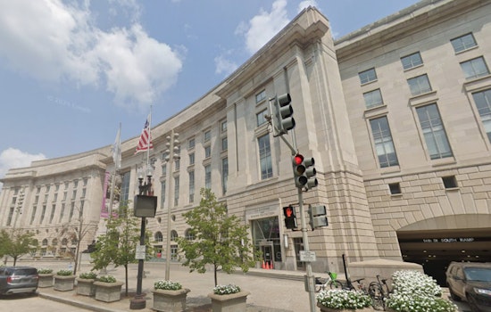 Mayor Bowser Launches DowntownDC Holiday Market to Boost Local Economy, Announces Early Grants for Small Businesses