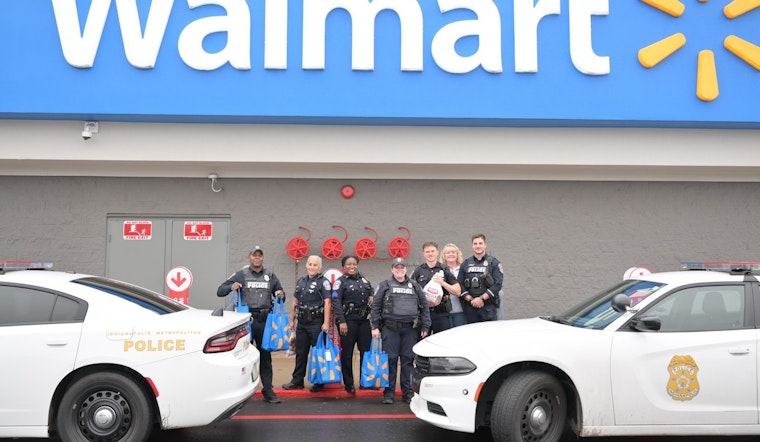 IMPD and Walmart Team Up to Deliver Thanksgiving Meals to Indianapolis Families