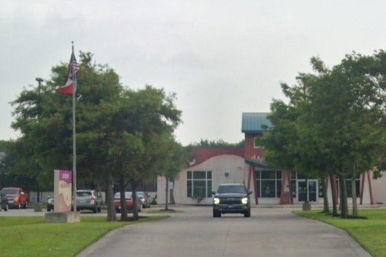 Infant Battles Botulism in Galveston, Suspicion Cast On ByHeart Formula Amid Multistate Outbreak