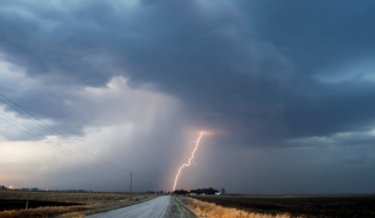 Intermittent Showers and Thunderstorms Expected in Sacramento Area Throughout the Week