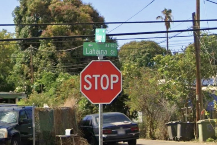 Intoxicated Man Arrested for Assaulting Officer and Disrupting Emergency Services in Waiʻanae, Honolulu