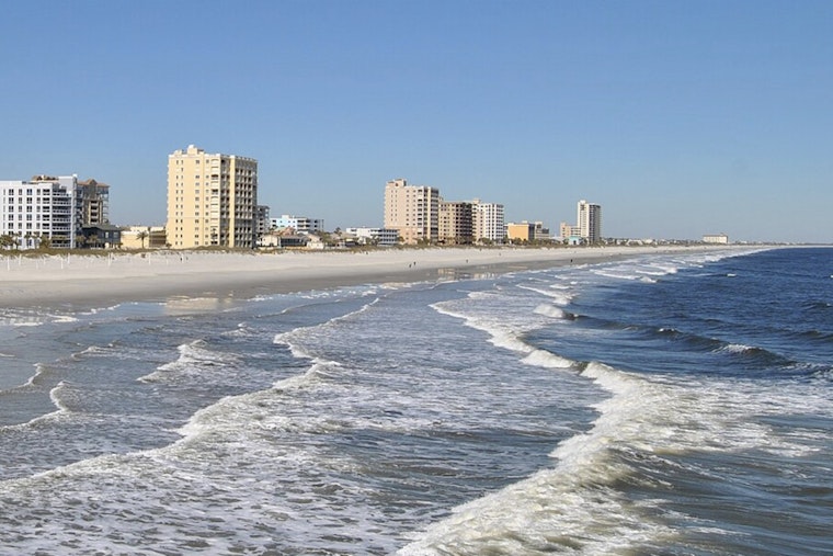 Jacksonville Beachgoers Cautioned as National Weather Service Extends Rip Current Risk Alert