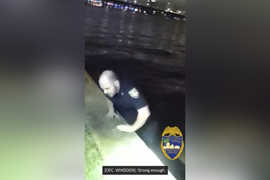Jacksonville Officer's Lifeguarding Skills Lead to Daring St. Johns River Rescue