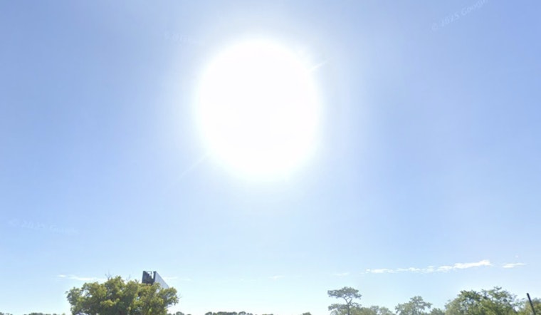 Jacksonville Weather Update – Sun and Showers Expected as Temperatures Begin to Cool