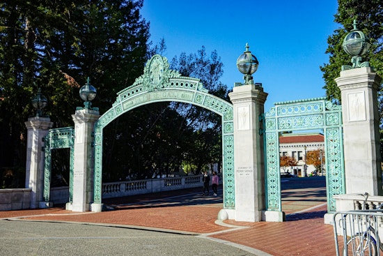 UC Regents Ignite Westwood Firestorm With Future Tuition Hike Vote