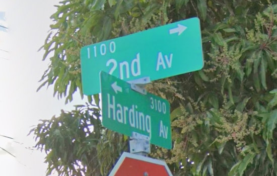 Kaimuki House Fire Sends 75-Year-Old Man to Hospital