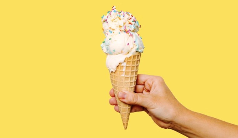 Kihei Beach Crowd Goes Wild For New Real-Fruit Ice Cream Truck