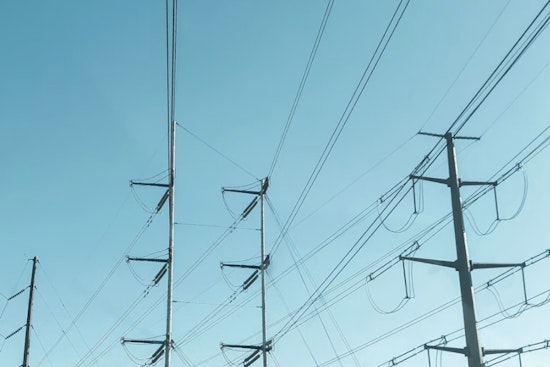 Landscaper Hospitalized After Electrical Shock From Power Line in Fort Lauderdale