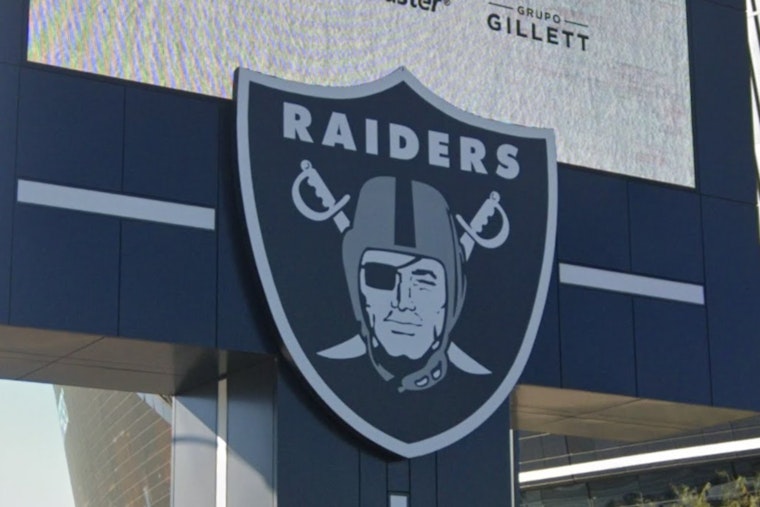 Las Vegas Raiders Appoint Greg Olson as Interim Offensive Coordinator After Chip Kelly's Ouster