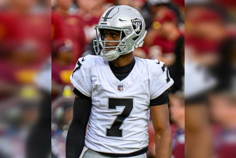 Las Vegas Raiders in Turmoil as QB Geno Smith's Obscene Gesture Incites Backlash After Loss to Browns