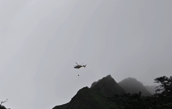 Lost Hiker Rescued from Pali Notches Trail in Kailua by Honolulu Fire Department