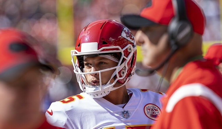 Mahomes Snags New Adidas Golf Pact Right Before Dallas Turkey Day Spotlight