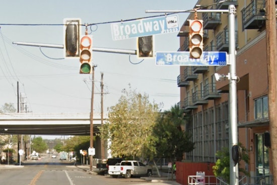 Major Water Main Break Disrupts Commute, Closes Broadway Street in San Antonio