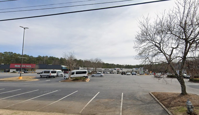 Man Fatally Shot in Atlanta Parking Lot, Homicide Investigation Underway